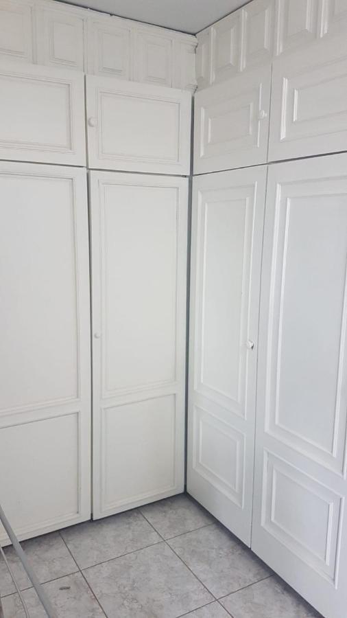 Primavera Appartement Tot 7 Personen Ideaal Voor Backpackers Arona  Bagian luar foto